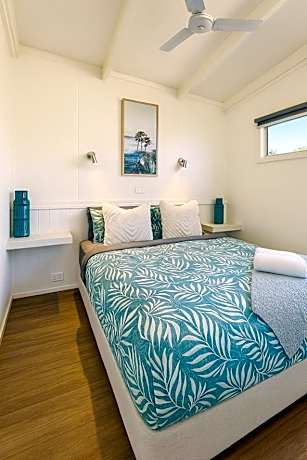 Two-Bedroom Villa (Sleeps 5)