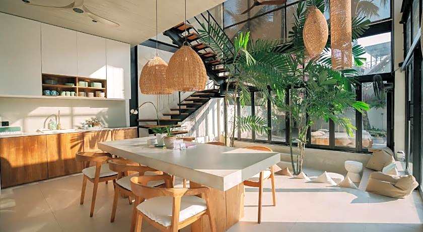 Luxury Baliwood Residence Villas