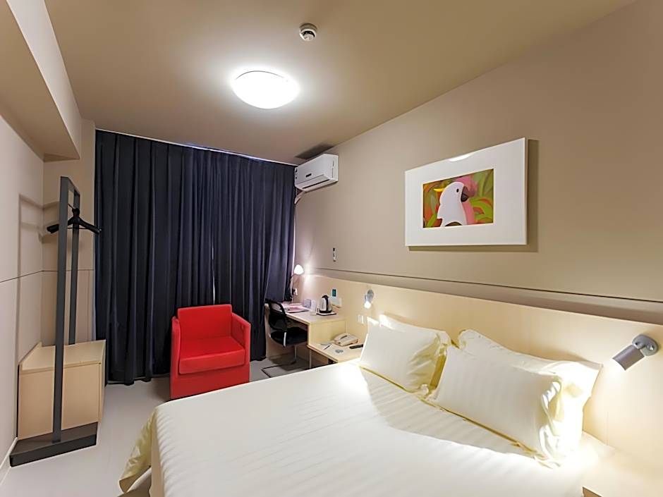 Jinjiang Inn Guiyang Wenchangge Jiaxiulou Provincial Hospital Metro Station
