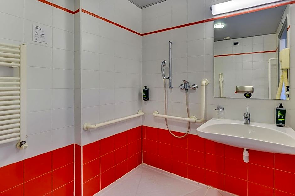 B&B HOTEL Milano La Spezia