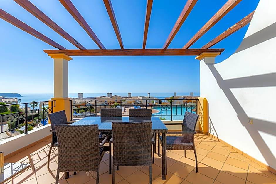 The View – Santo António Villas, Golf & Spa