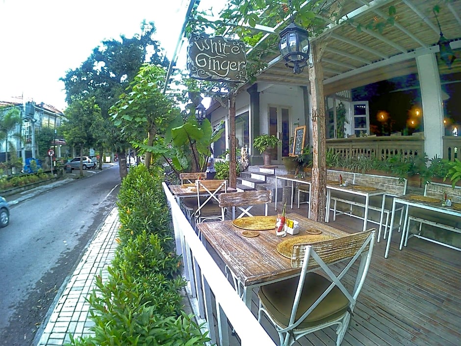 Sapodilla Ubud Hotel