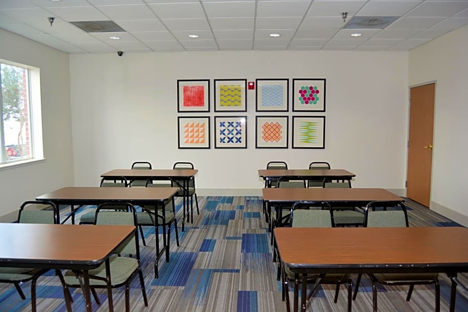 Holiday Inn Express Hotel and Suites Abilene by IHG