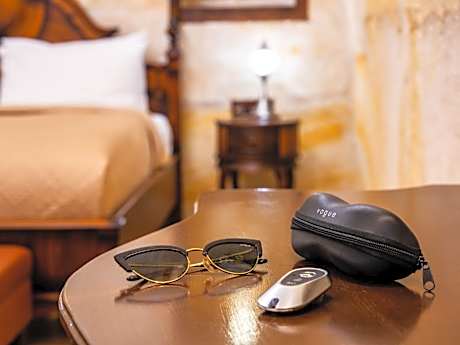 Superior King Suite