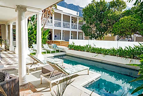 The Three Boutique Hotel