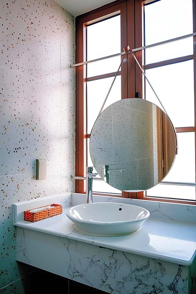 ROVA HOTEL - POSITANO HORSE PHU QUOC