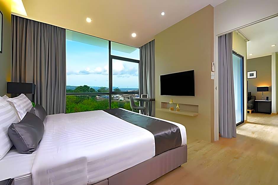 Altera Hotel and Residence by At Mind