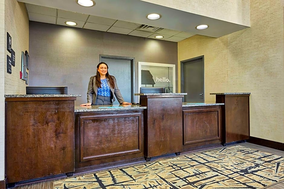 Hampton Inn By Hilton Norfolk-Naval Base