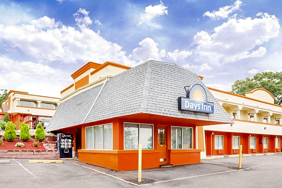 Photo 1 of 37 of Days Inn by Wyndham Tannersville