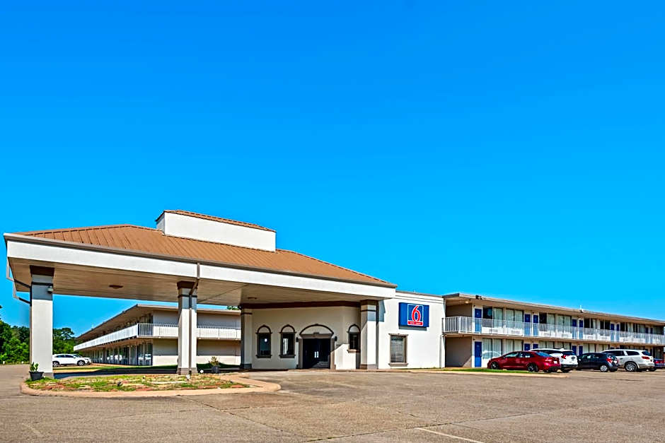 Studio 6 Hammond, LA I12 I55