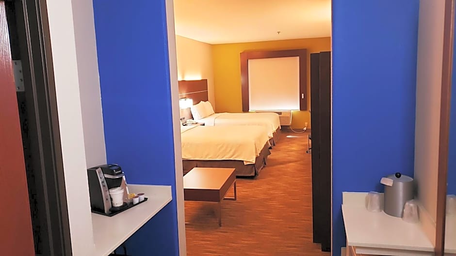 Holiday Inn Express Hotel and Suites Weslaco By IHG