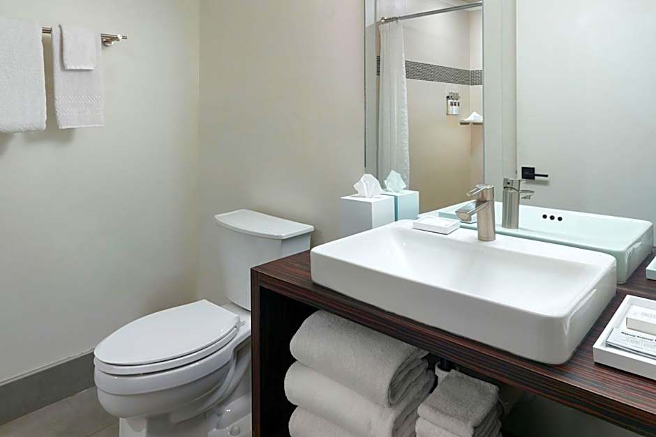 The Tremont House, Galveston, a Tribute Portfolio Hotel