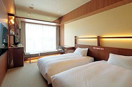 Twin Room (1 Adult) with Lounge Access - High Floor