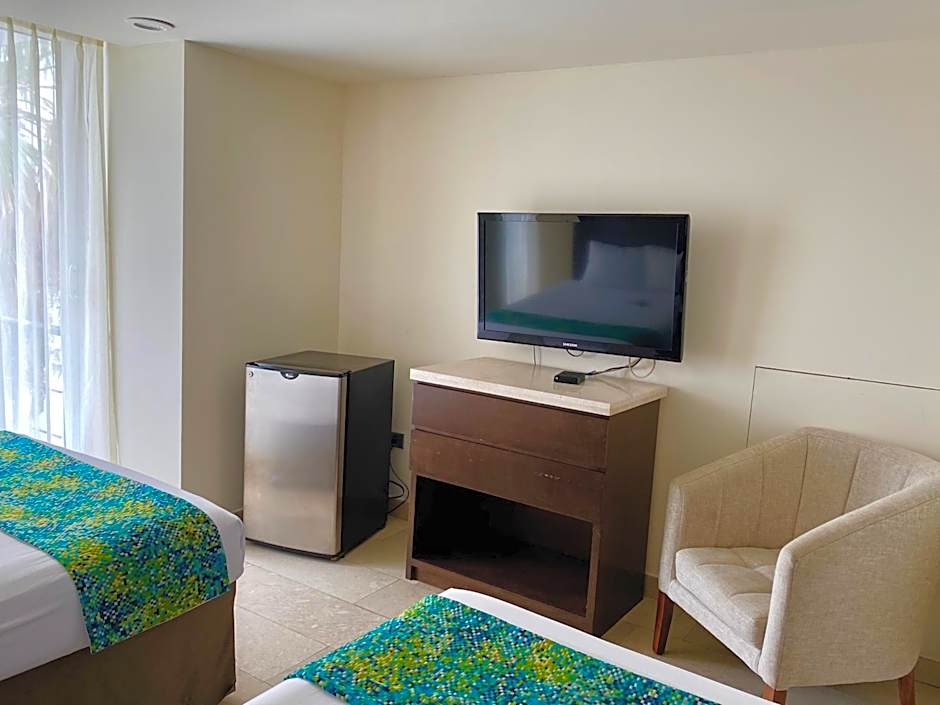 Seven Crown La Paz Malecon