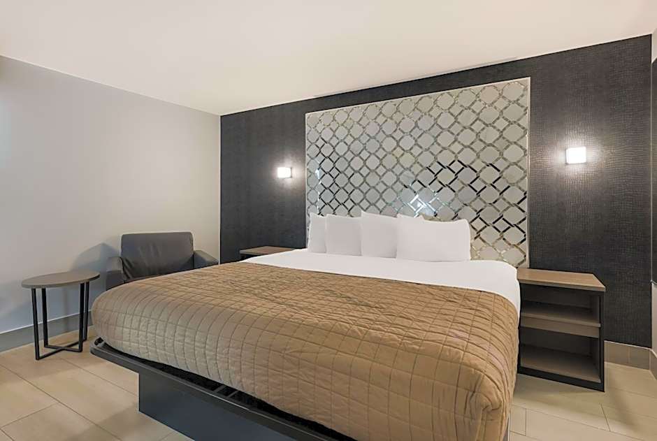 Essence Express Wayne