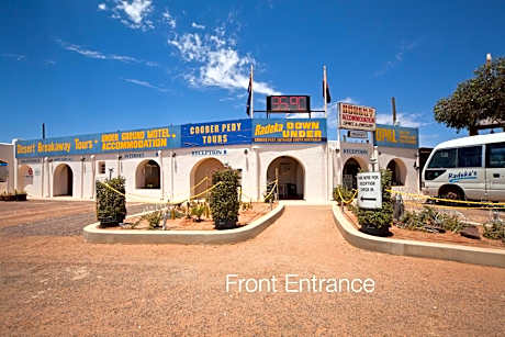 Radeka Downunder Underground Motel