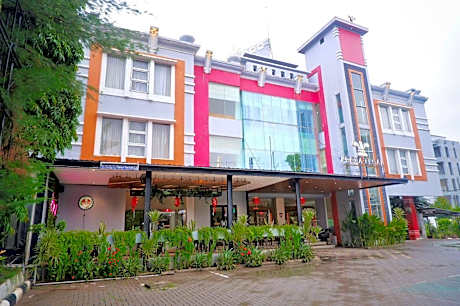 Horison Plaza Tegal