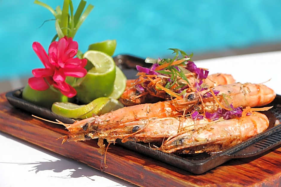 Muri Beach Club Hotel