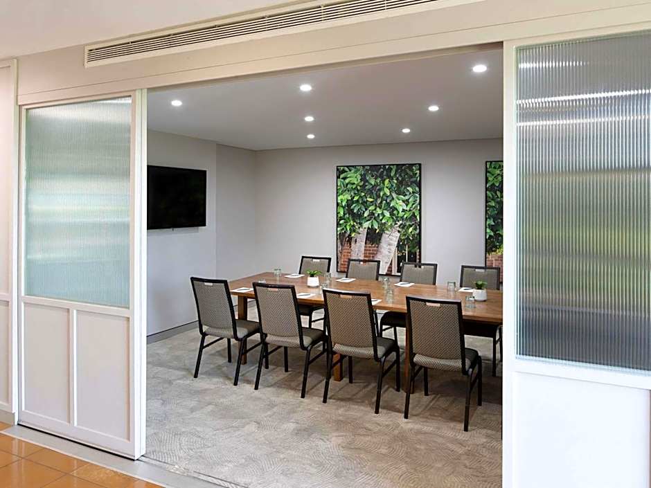 Mercure Sydney Blacktown