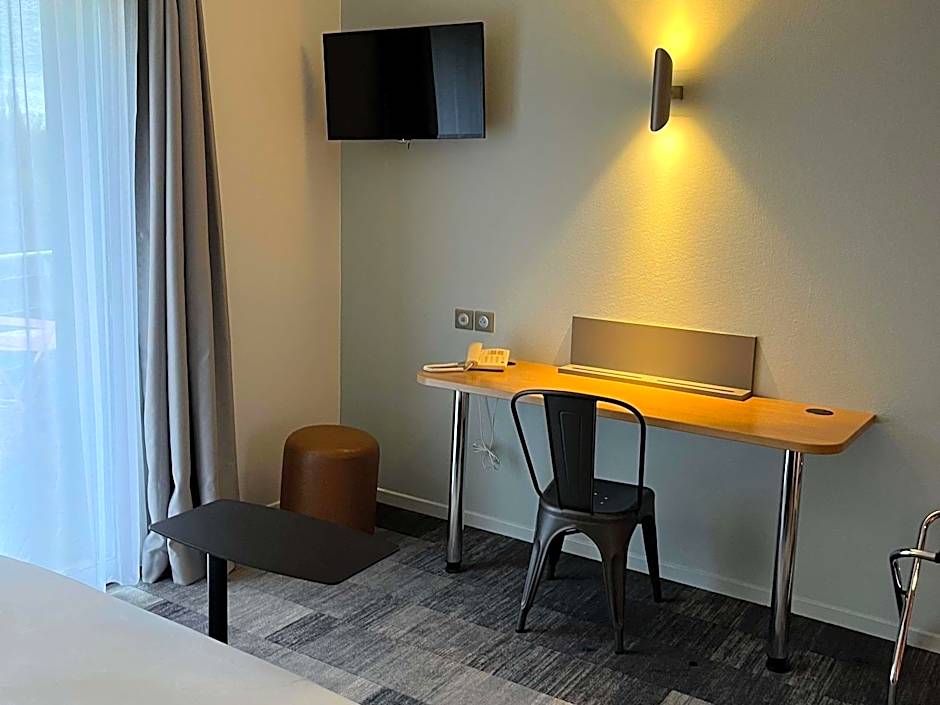 Zdjęcie 1 z 3 — Standard 2 Twin Beds