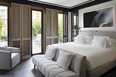 Seventy Barcelona