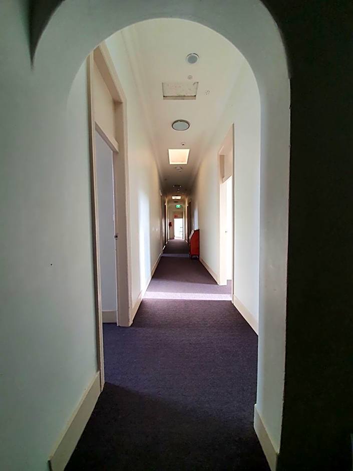 Empire Hotel Goulburn