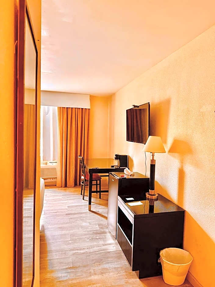 University Inn of Carbondale by Hotel O