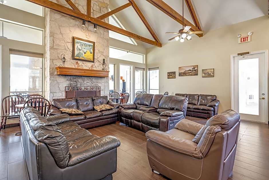 Photo 1 of 50 of Mountain Star Lodge