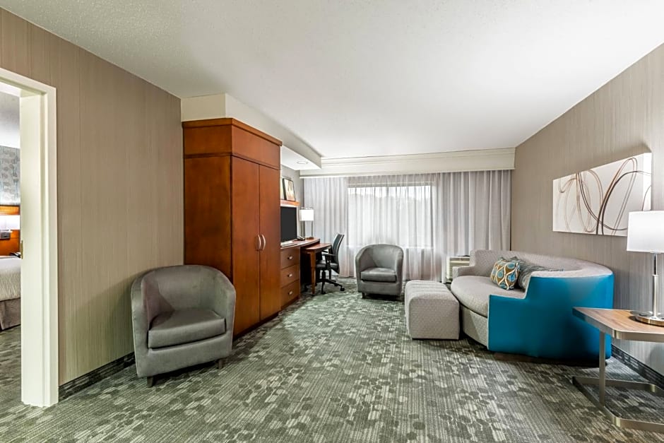 Courtyard by Marriott Providence Lincoln