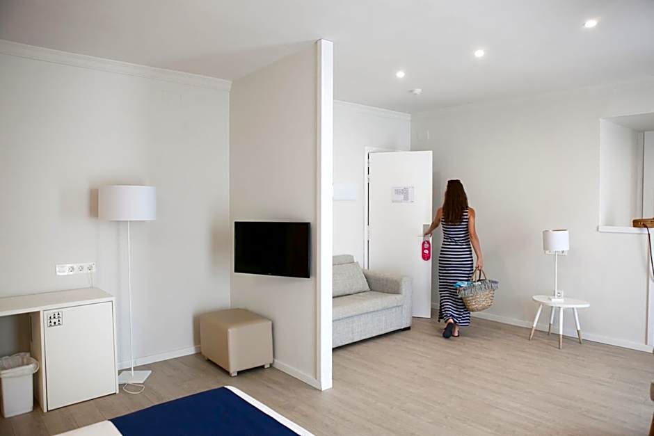 Ibersol Antemare -Adults Only-