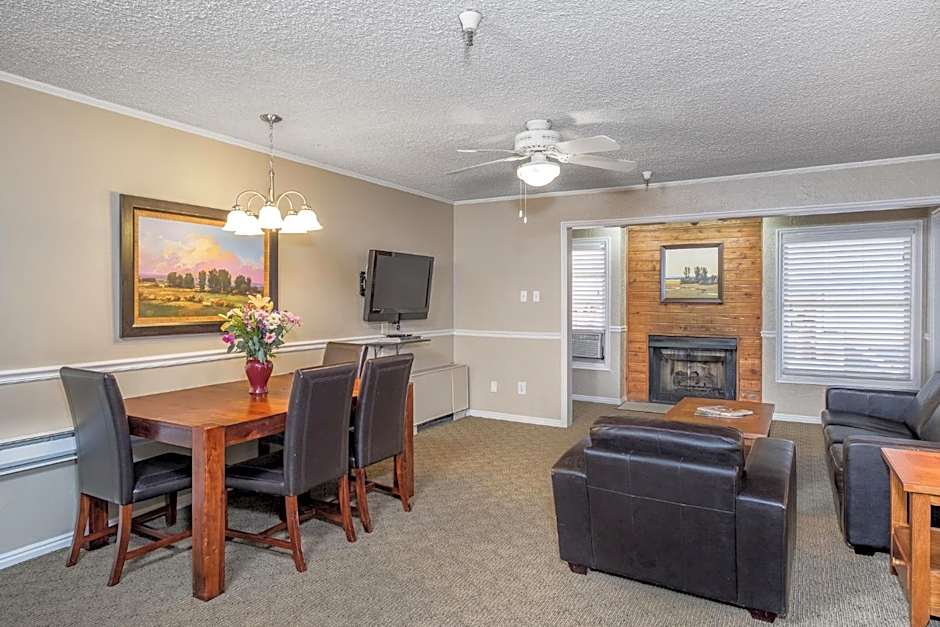 Sweetwater Lift Lodge