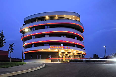 Mond, Resort & Entertainment
