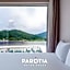 Parotia waterhouse hotel