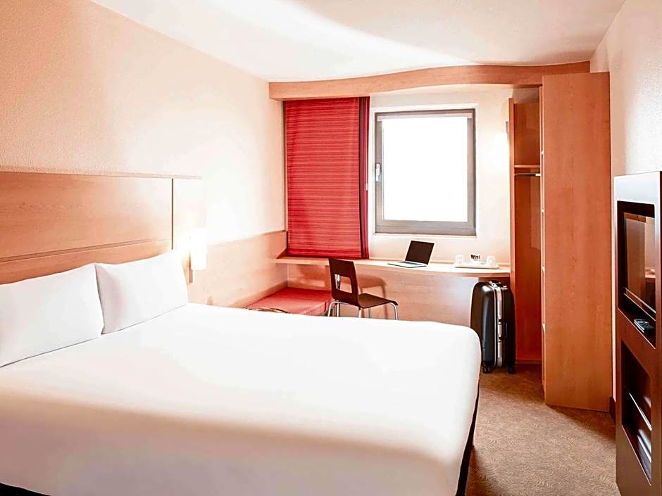 Ibis Borehamwood Hotel