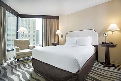 One-Bedroom Queen Suite - Non-Smoking