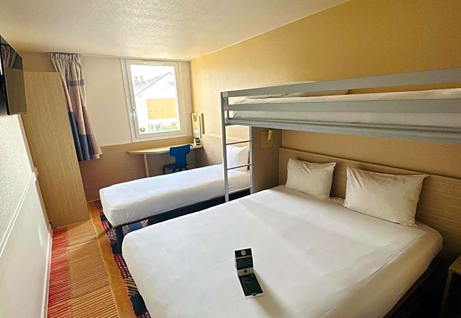 B&B HOTEL Saint-Witz Roissy