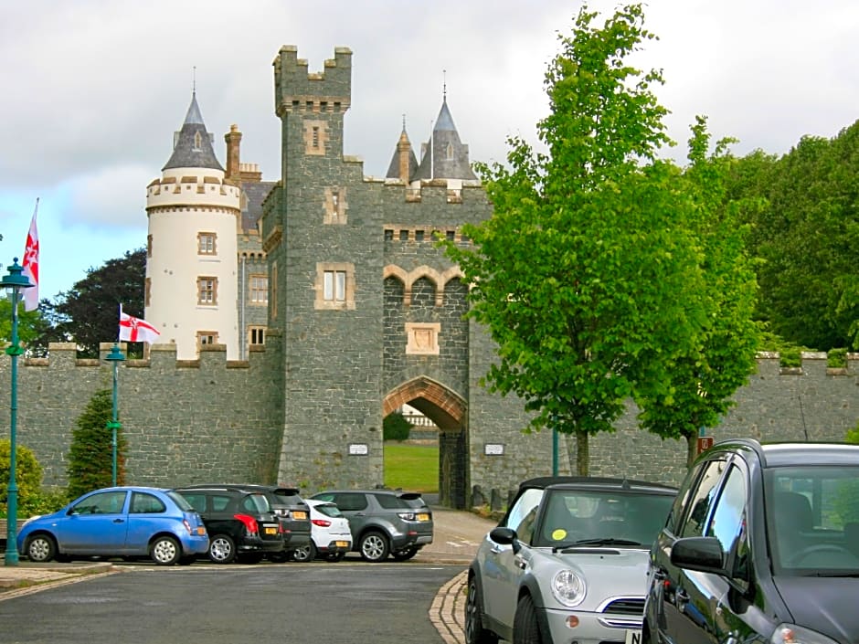 Hamilton House Holiday Apartments