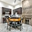 Stylish 4BR condo in Downtown by Hosteeva