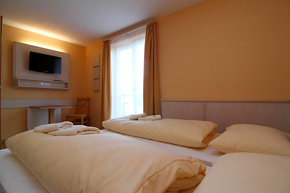 JUFA Hotel Grünau im Almtal