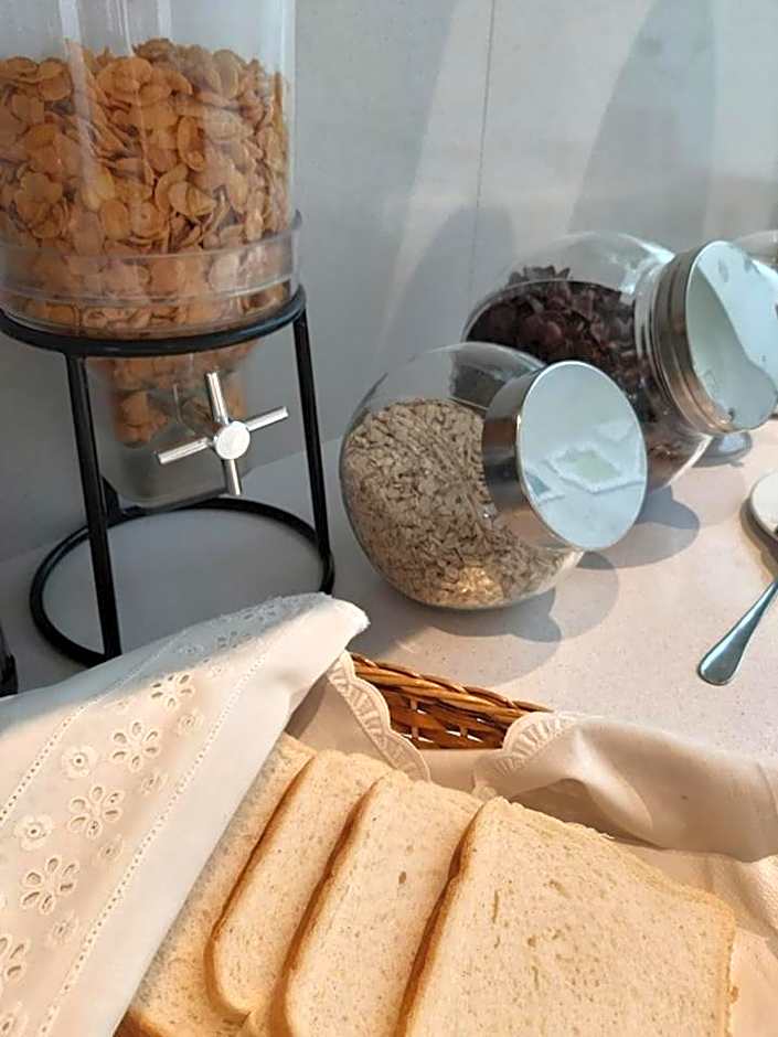 Feira Hostel & Suites