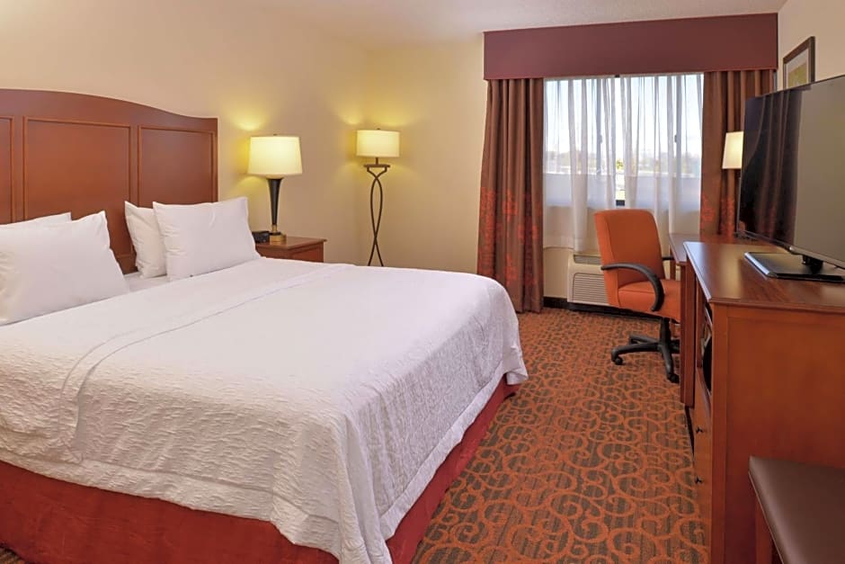 Hampton Inn By Hilton Frederick