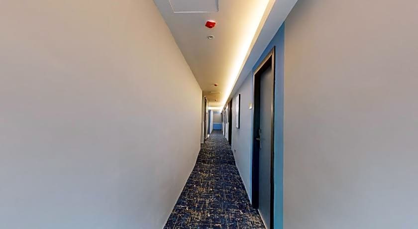 Blue Lagoon Hotel @ Bandar Sunway