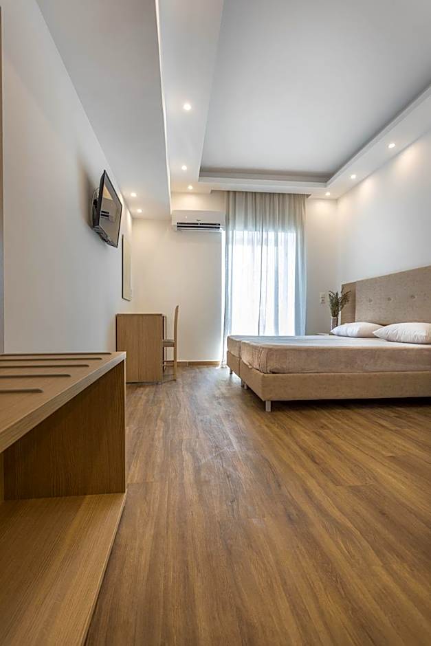 Mare Naxia Hotel