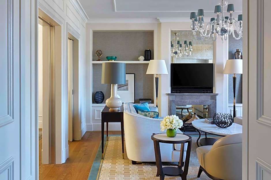 Waldorf Astoria By Hilton Amsterdam