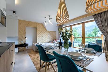 Studio with Mountain View