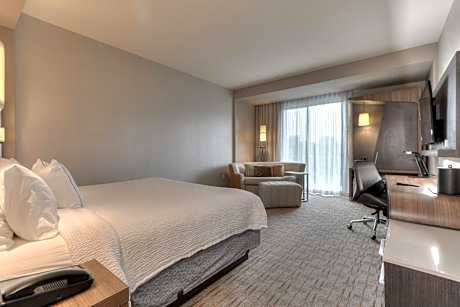 1 King, Mountain View, Balcony, Sofa bed