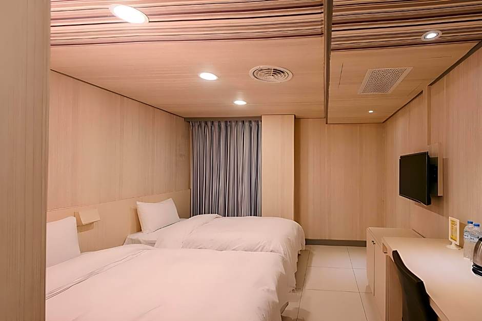 Duke Business Hotel