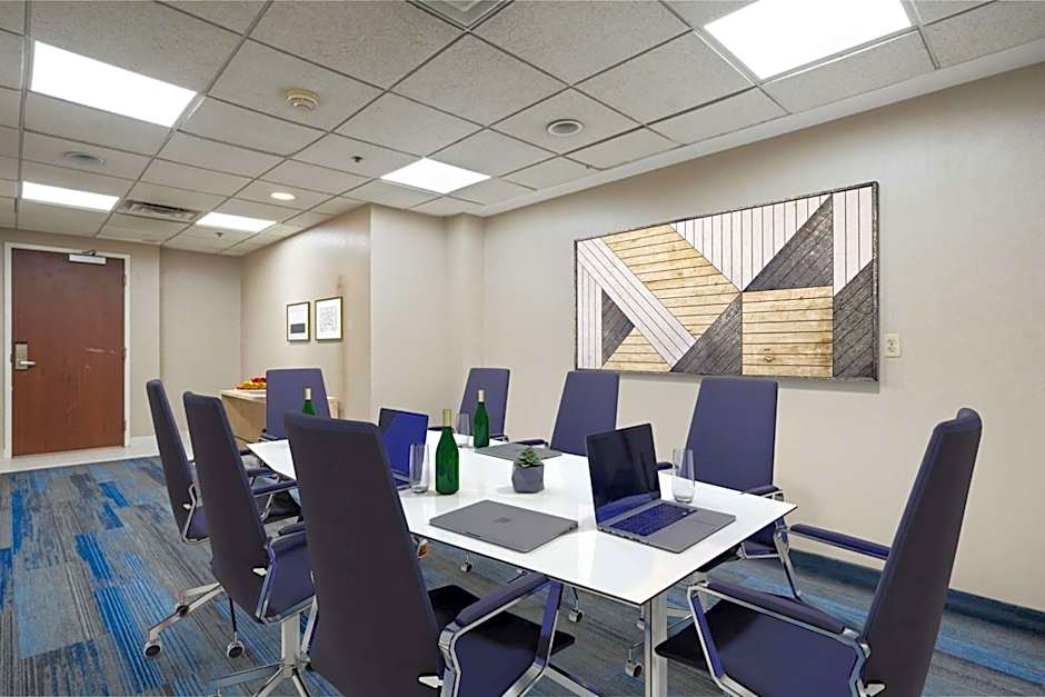 Hampton Inn By Hilton Ridgefield Park