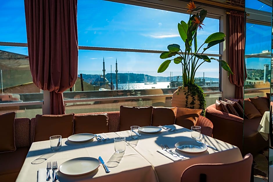 Crowne Plaza Istanbul - Ortakoy Bosphorus By IHG