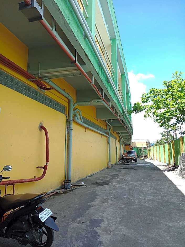 Meaco Royal Hotel - Tabaco